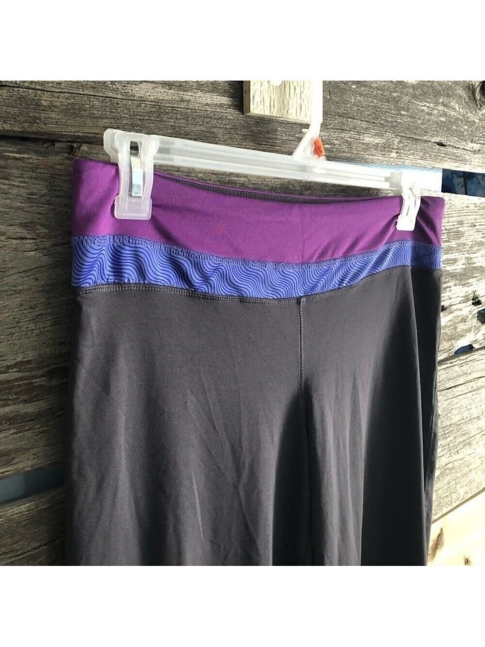 Reebok Size Med Grey Activewear Yoga Pants With Purple Waistband